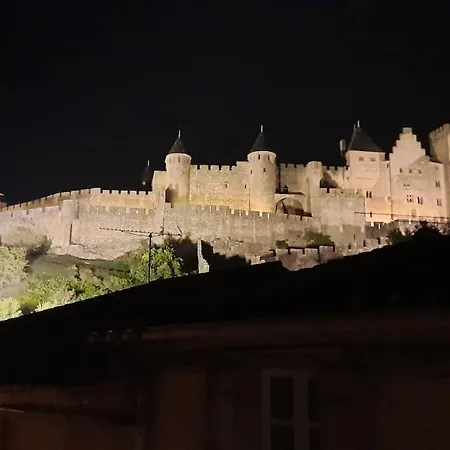 A 200 Metres Du Chateau : Maison De Ville Carcassonne Exterior photo