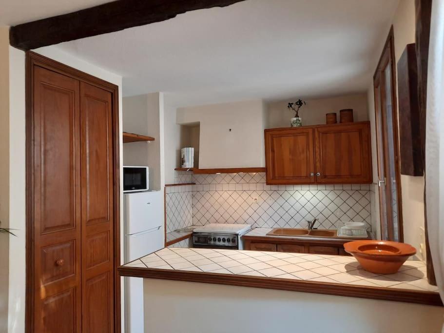 A 200 Metres Du Chateau : Maison De Holiday home